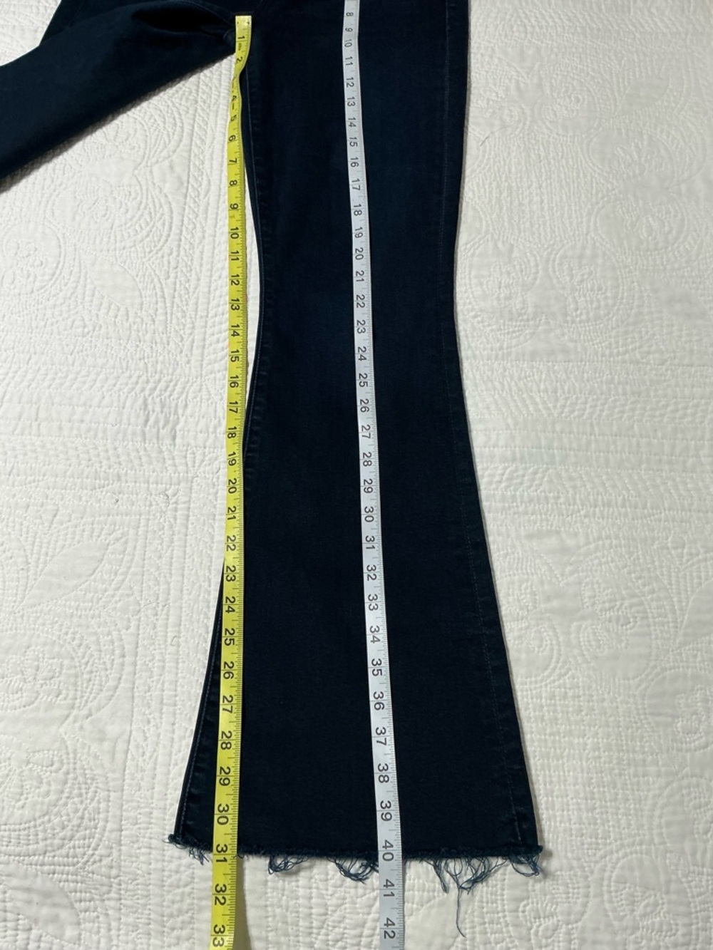 MOTHER The Weekender Fray Jeans in Chip On My Shoulder Size 28 - Picture 13 of 16